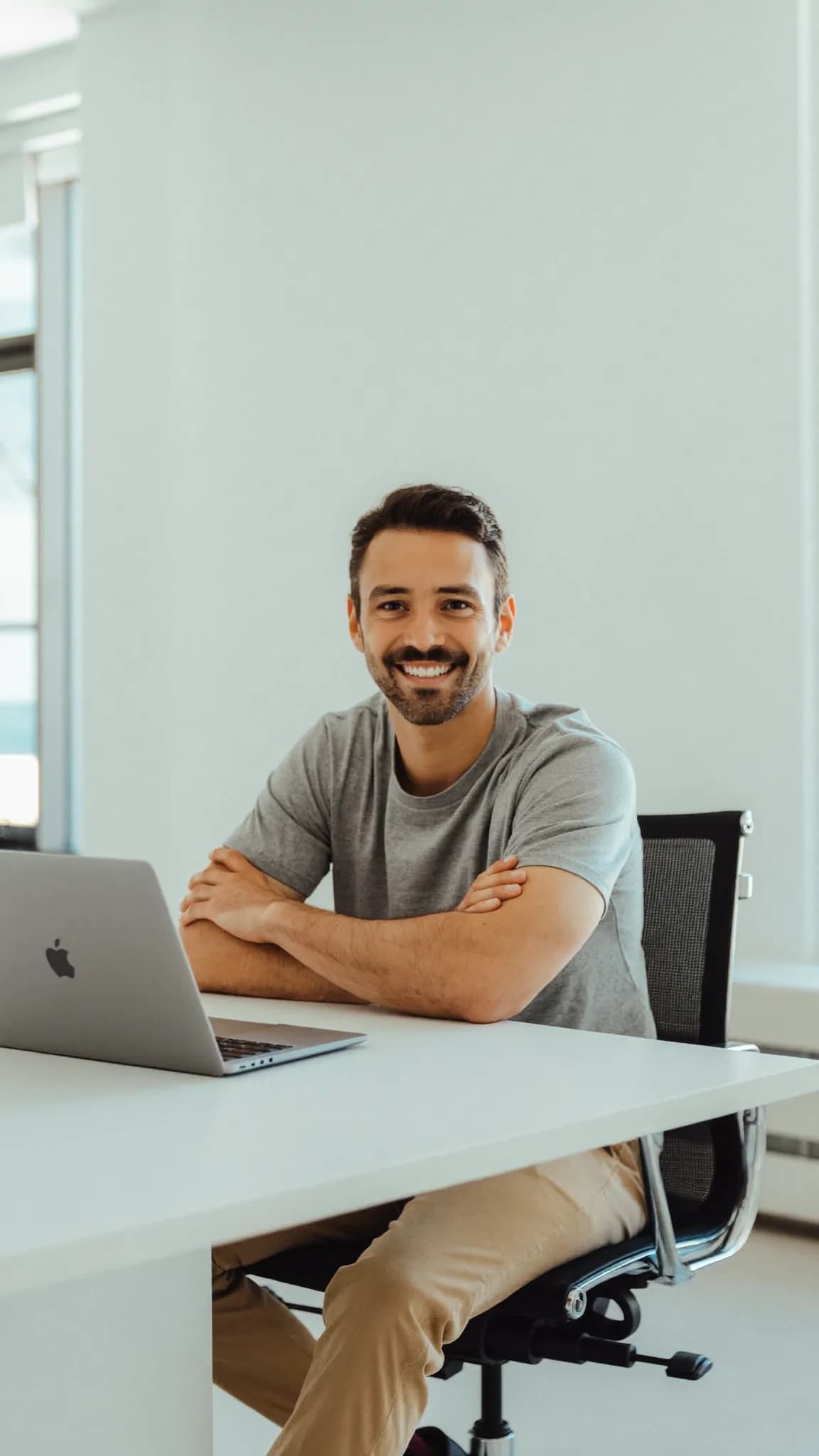 Ad creative sample showing brand identity and scroll-stopping design 10