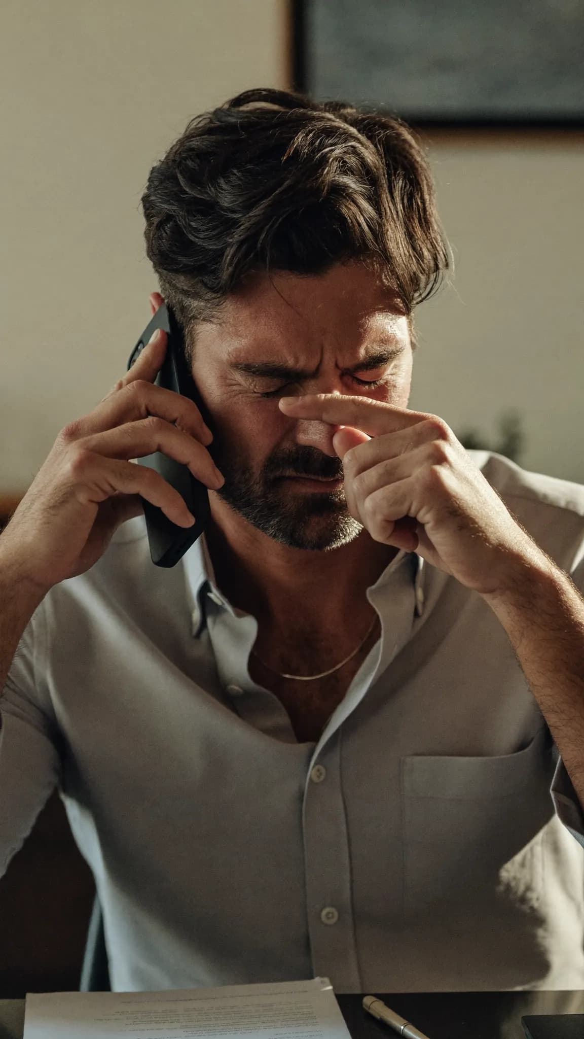 Stressed small business owner juggling tasks alone 5